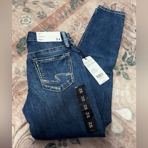 BNWT Women’s Silver Brand Jeans